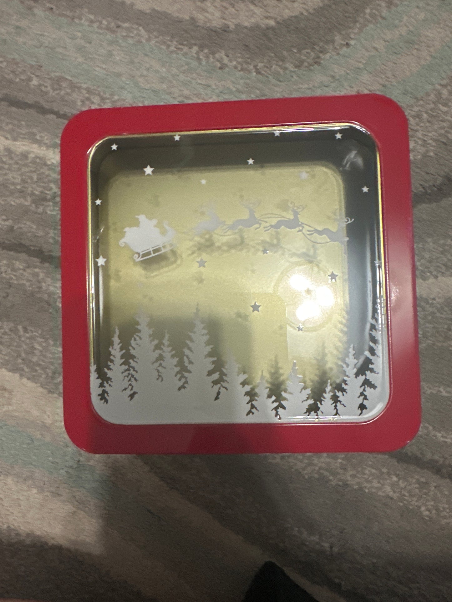 Reindeer Tin