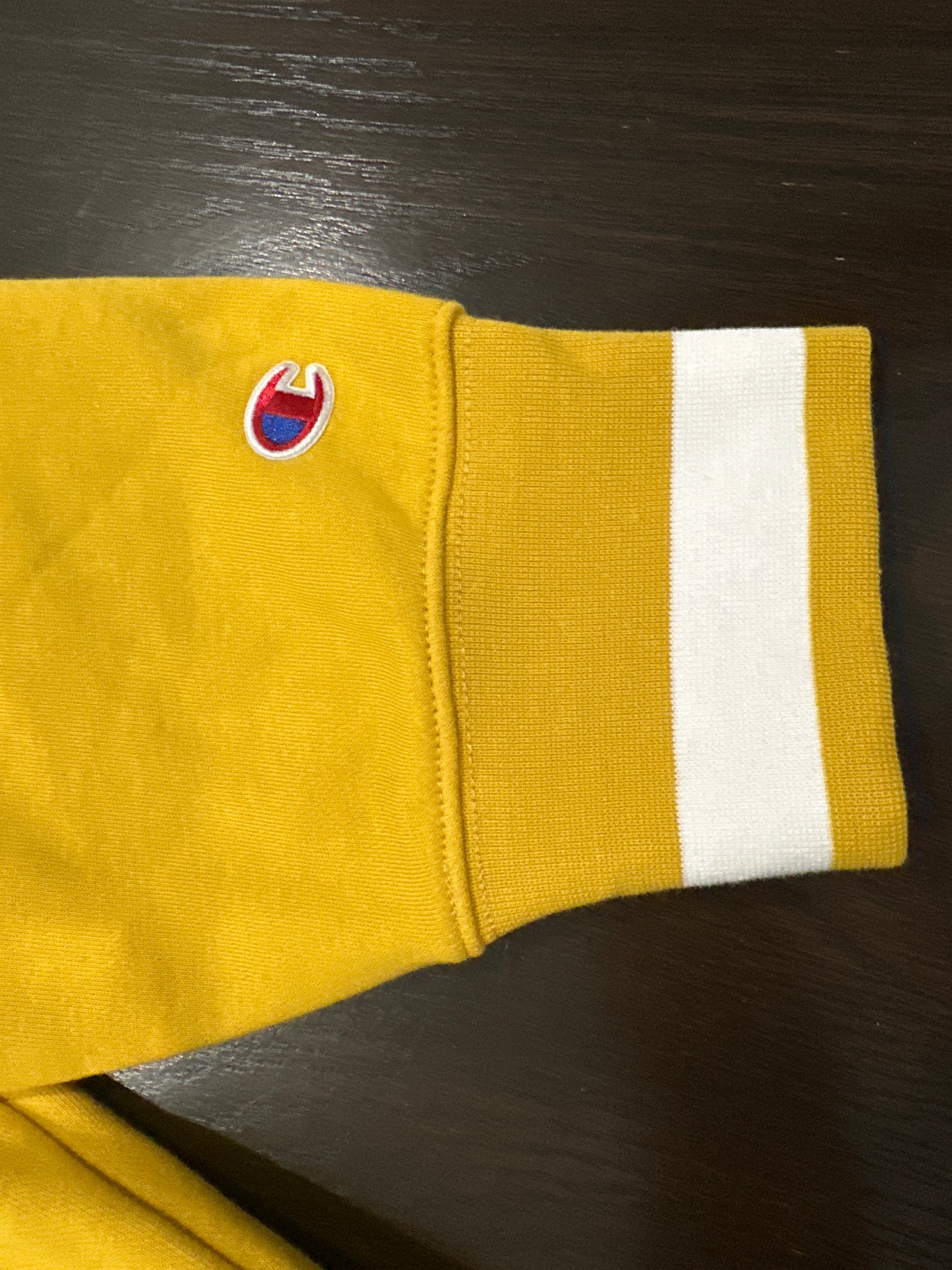 Champion Men's University Small Script Sweatshirt - Lemon Curry