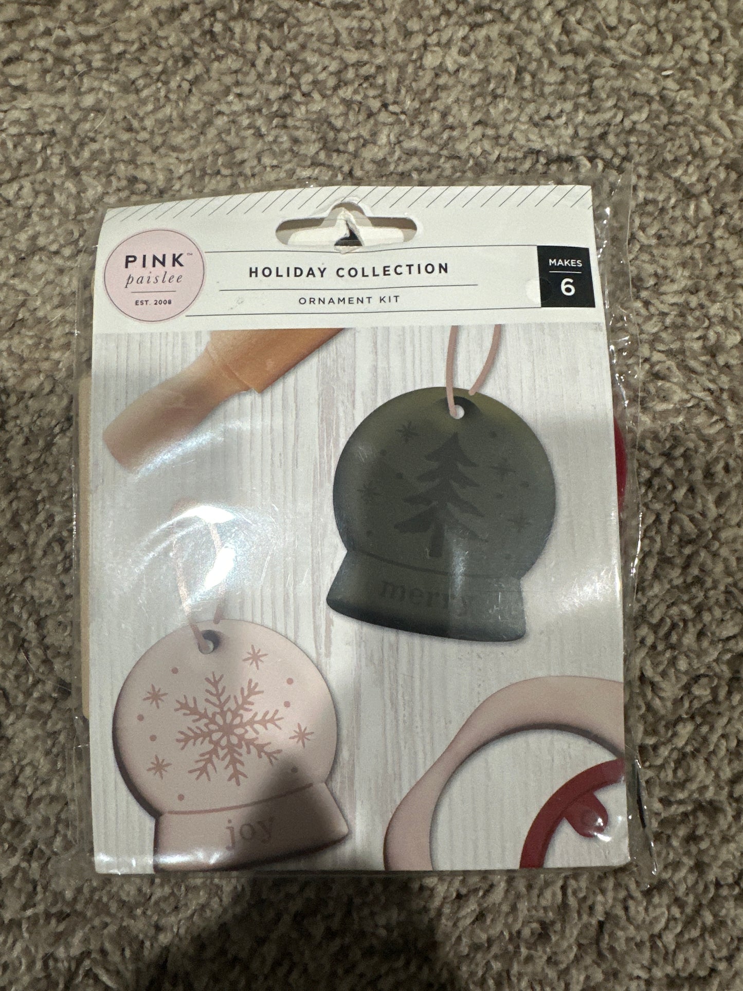 Holiday Collection Ornament kit