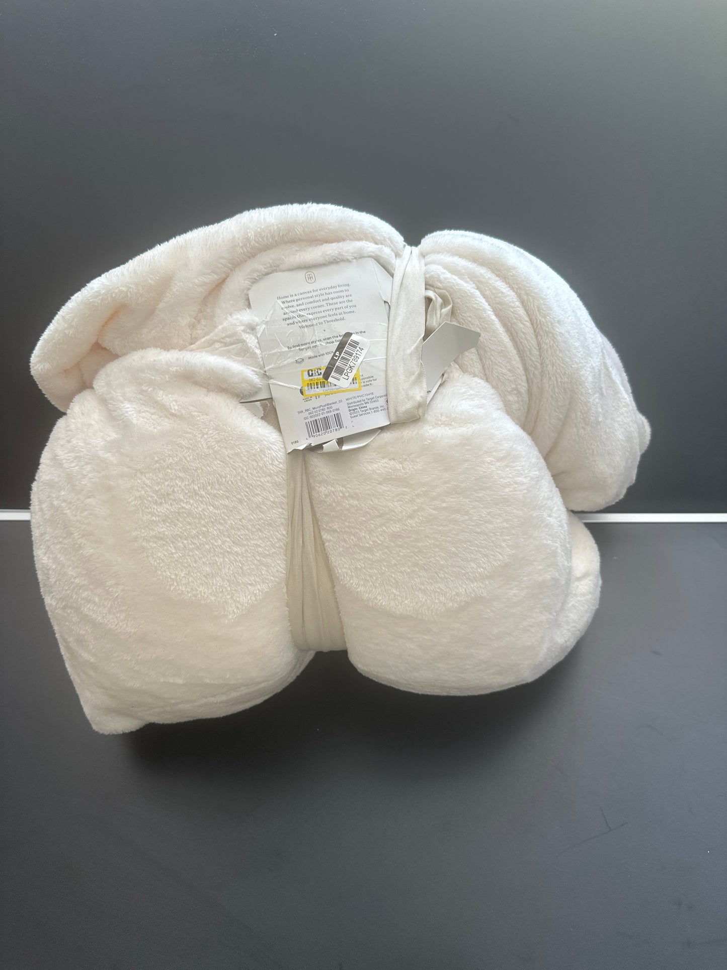 King Microplush bed blanket-Threshold - Sour cream