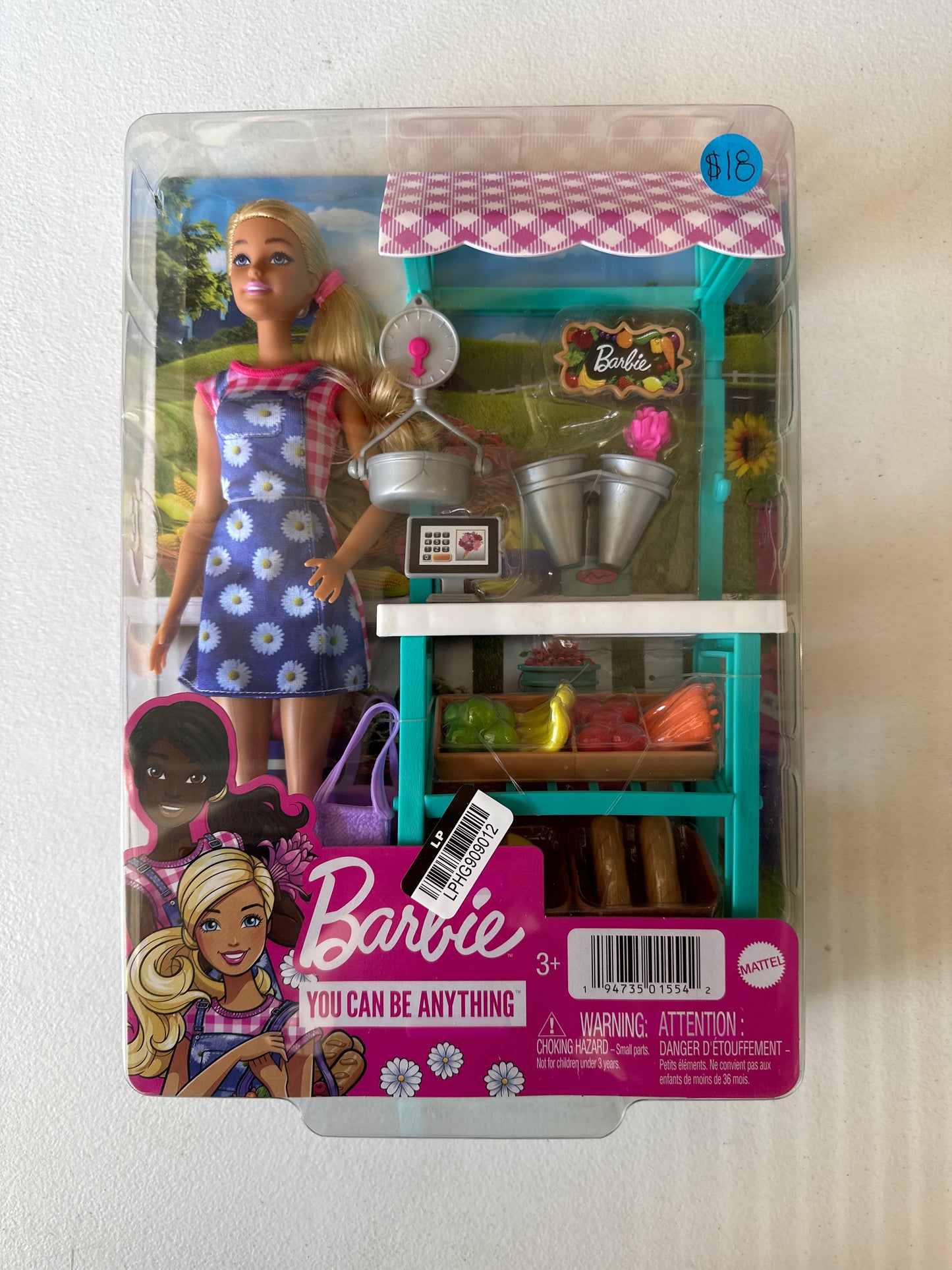 Barbie Careers Farmers Market Playset with Blonde Fashion Doll, Furniture & Accessories