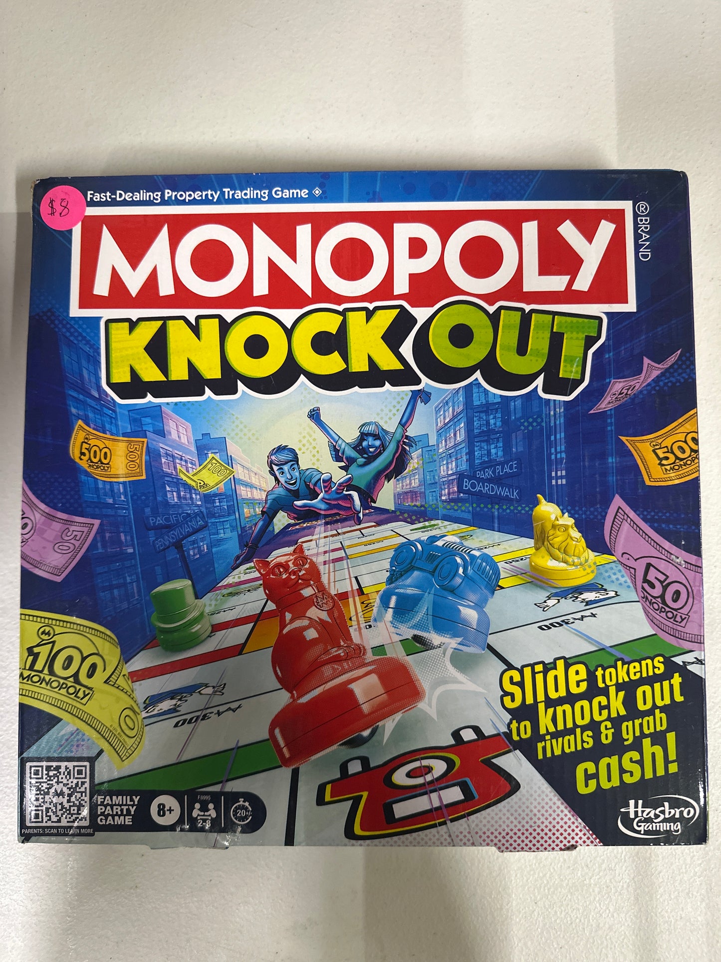 Monopoly Knockout Family Party Game, Quick-Playing Board Games for Ages 8+, 2-8 Players, 20 Mins.