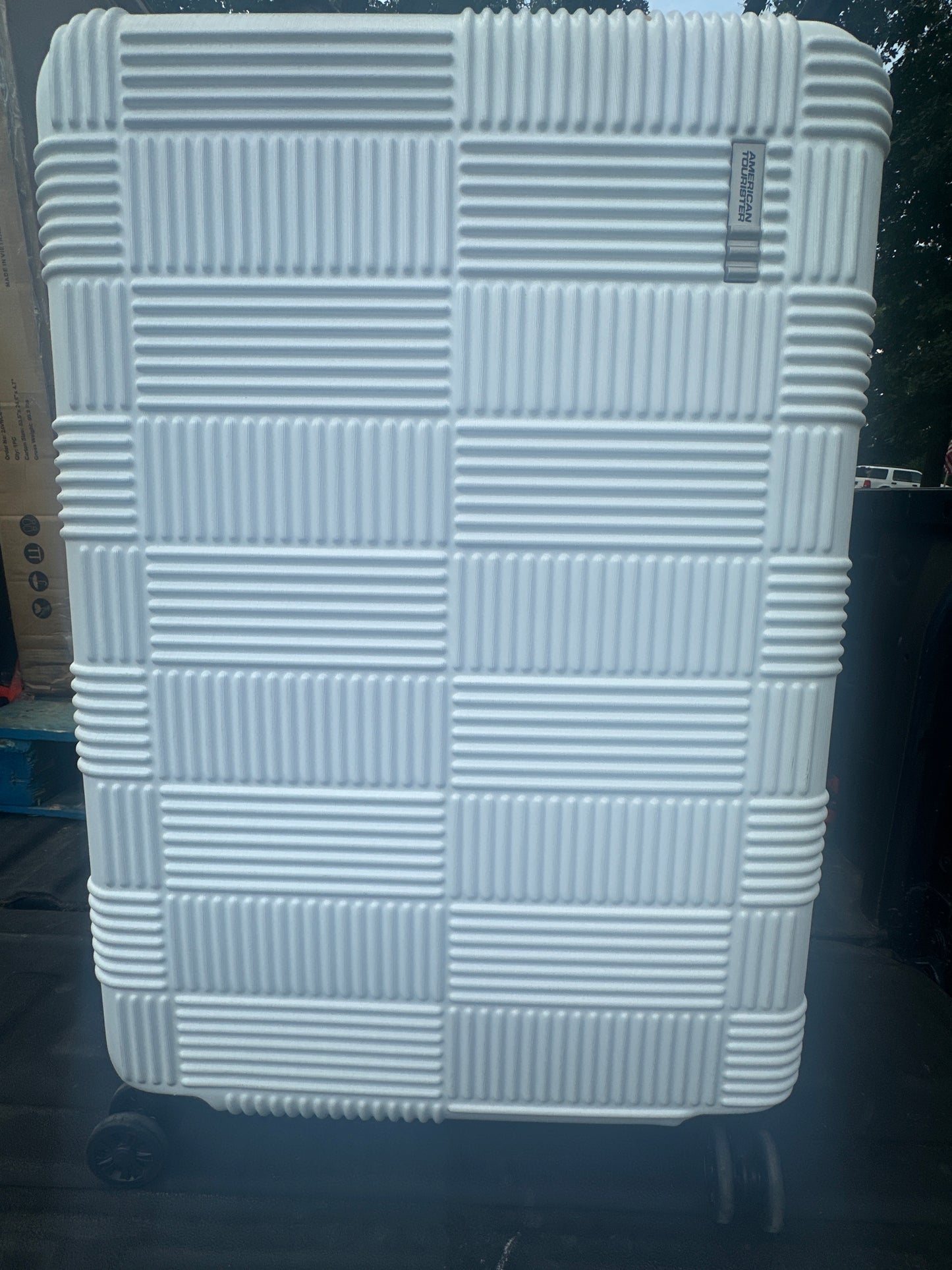 American Tourister NXT Hardside Large Checked Spinner Suitcase-White