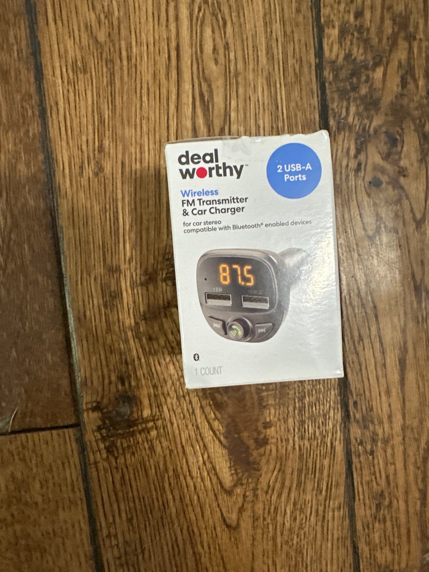 Deal Worthy Wireless FM Transmitter and car charger
