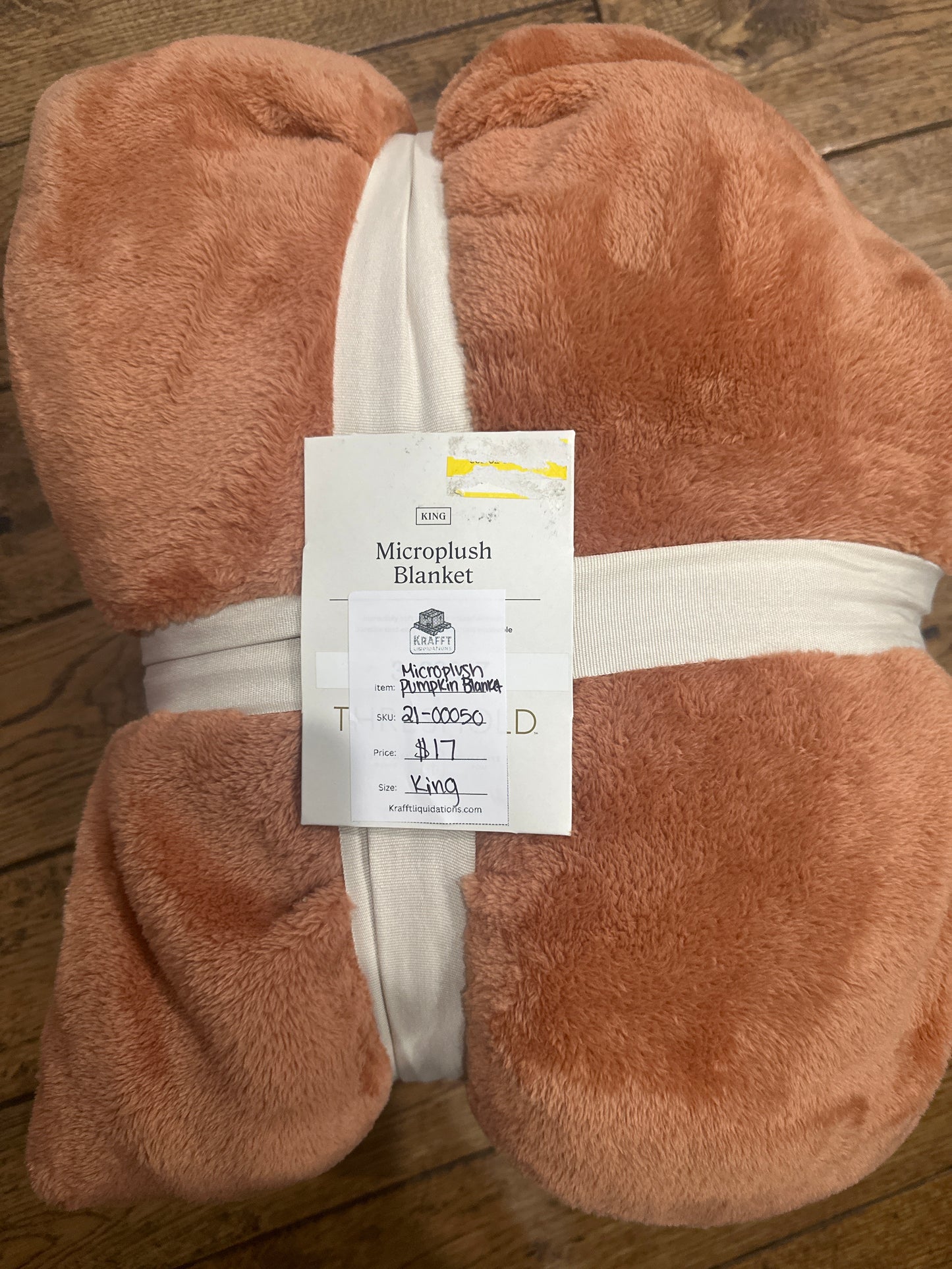 Micrplush Pumpkin Blanket-King