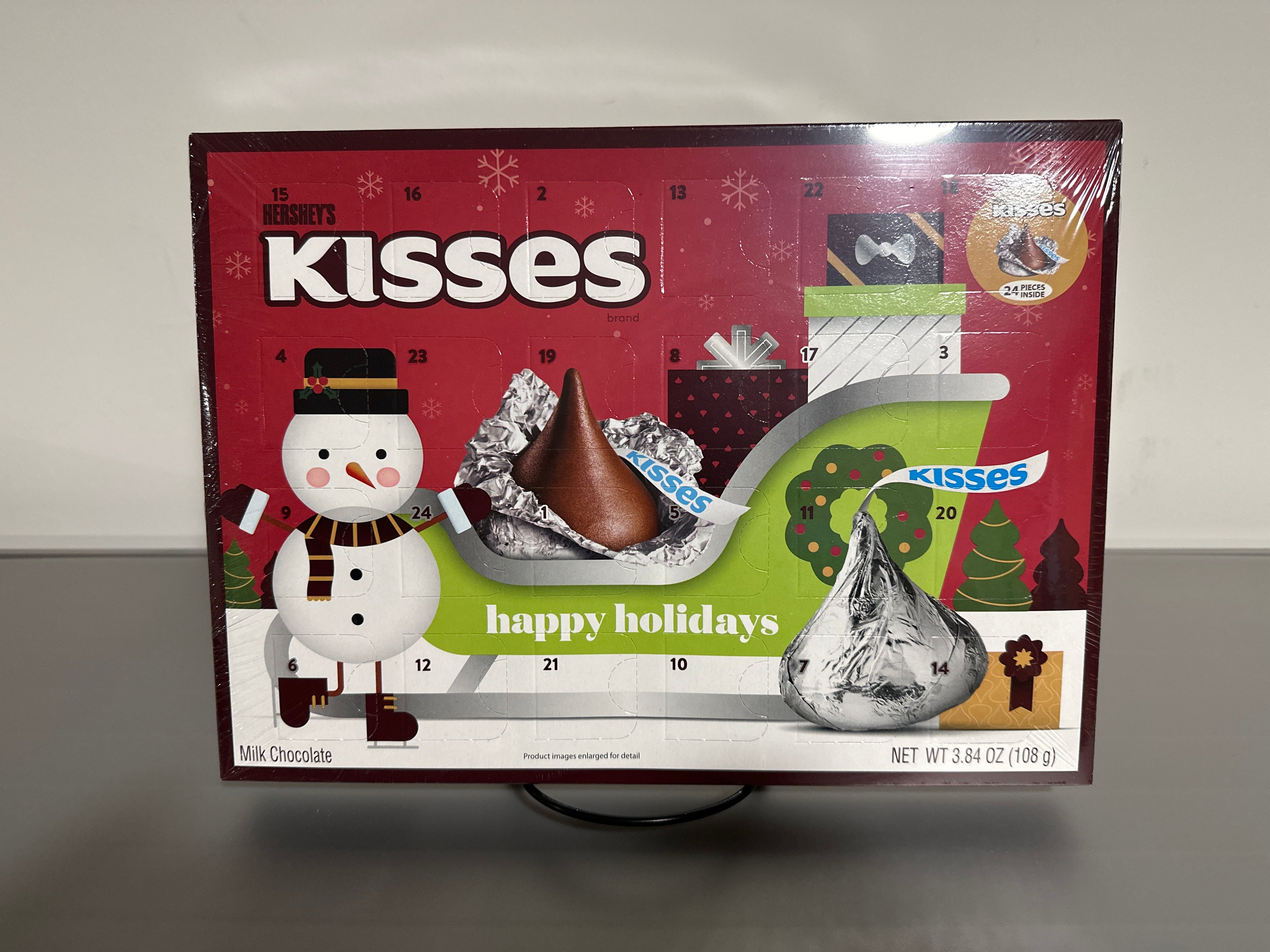 Hershey’s KISSES Milk Chocolate Advent Calendar 24-Day Holiday Crossword