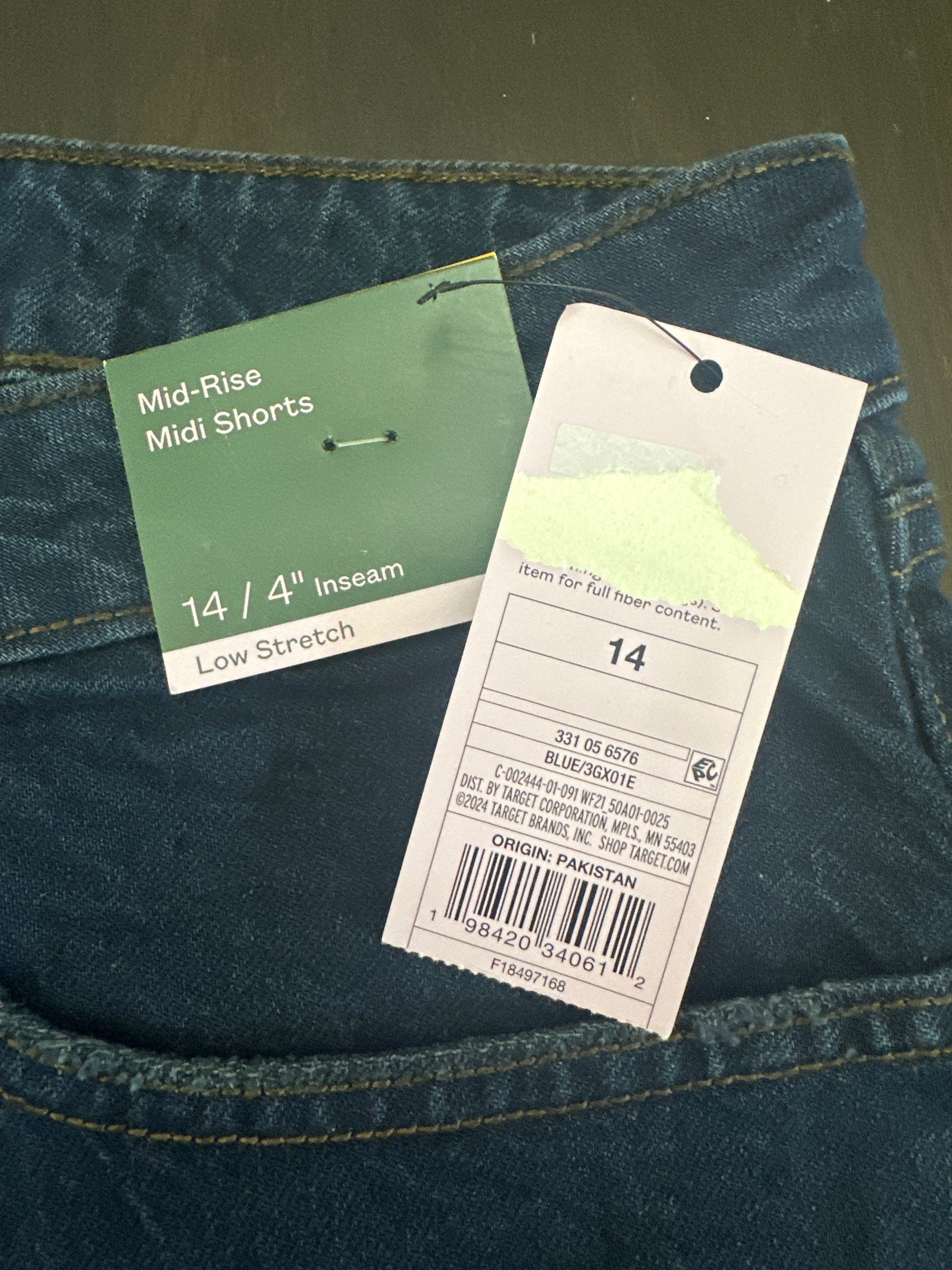 Women's Mid-Rise Midi Denim Shorts – Low Stretch