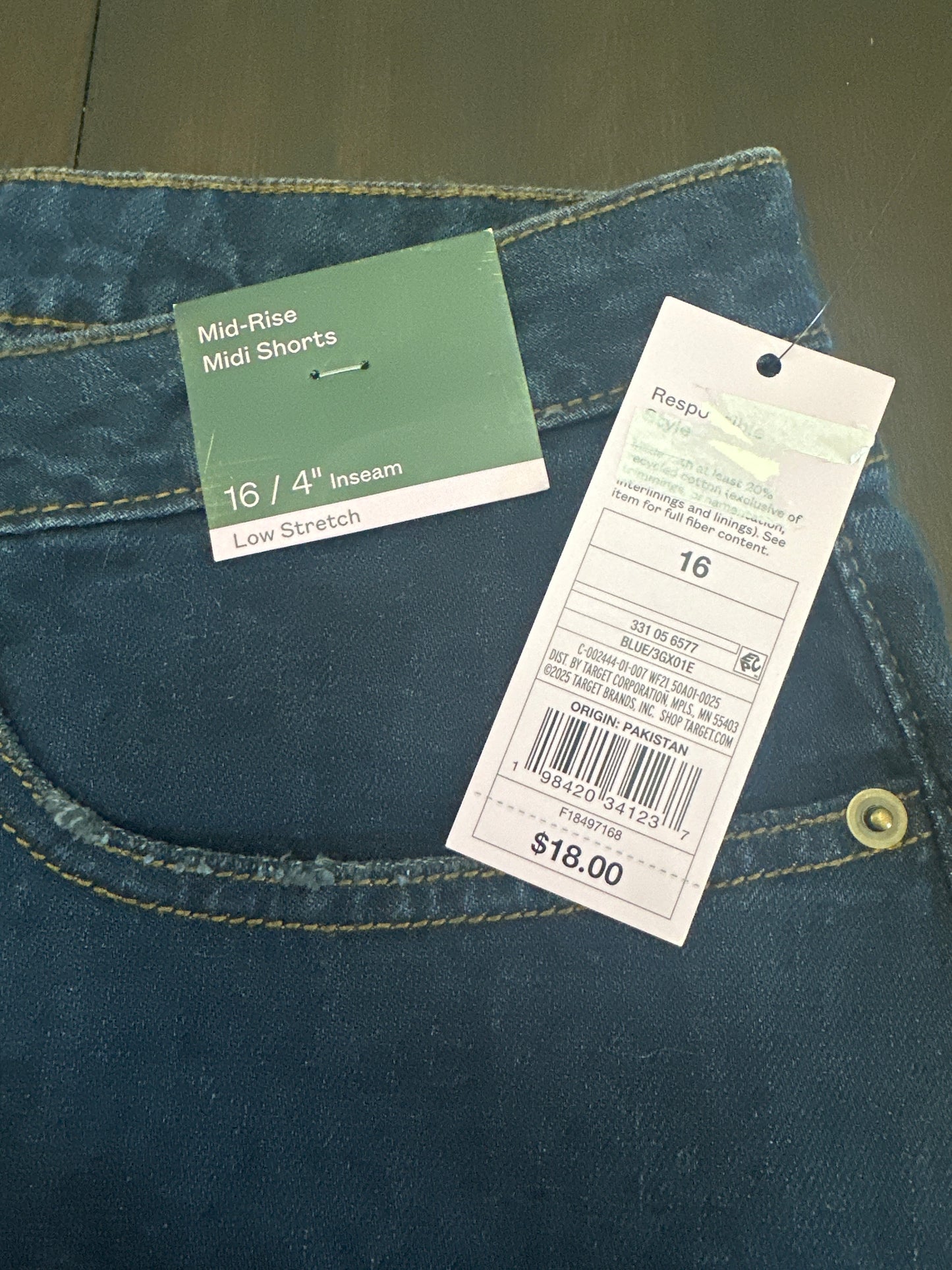 Women's Mid-Rise Midi Denim Shorts – Low Stretch