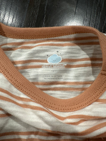 Cloud Island™ Baby 2-Piece Outfit Set – Shirt & Shorts