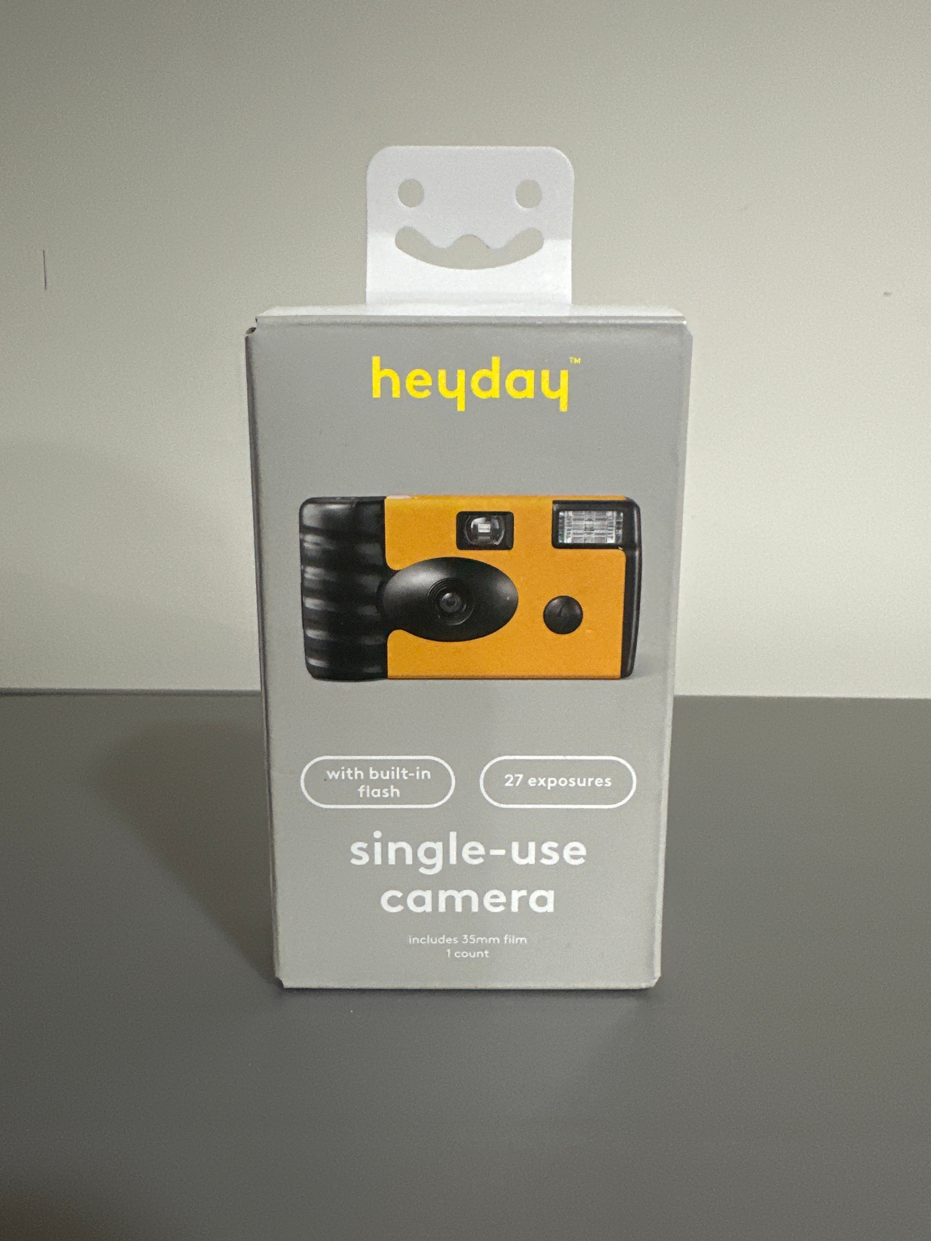 Heyday Single-Use Camera Yellow with Flash – 35mm Film (27 Exposures)