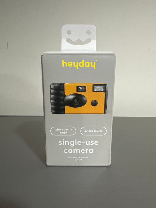 Heyday Single-Use Camera with Flash – 35mm Film (27 Exposures)