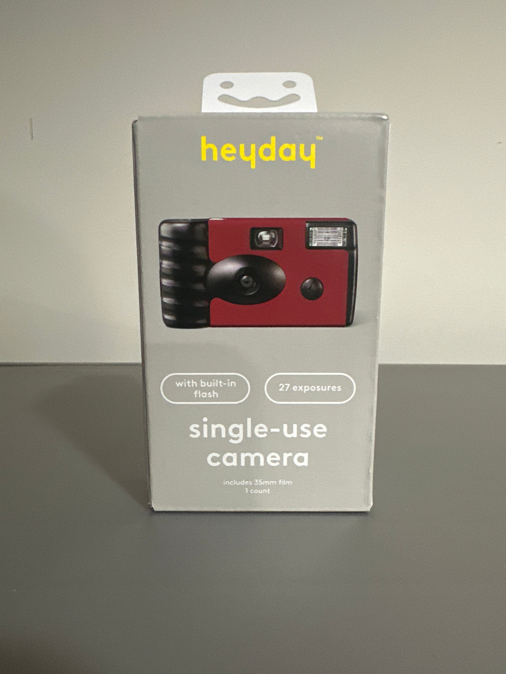 Heyday Single-Use Camera Red with Flash – 35mm Film (27 Exposures)