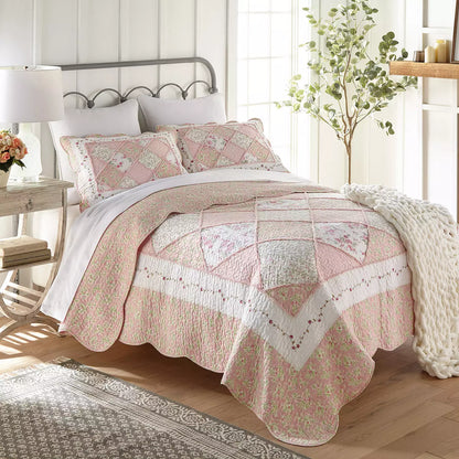 Donna Sharp Strawberry Garden Quilt & Sham Set Queen