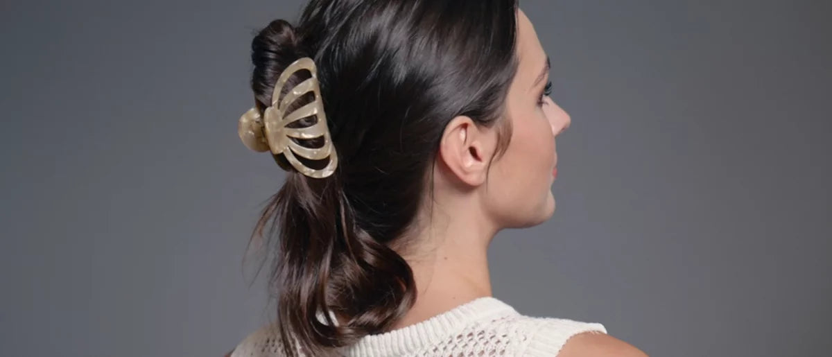 The Hair Edit Jellyfish Clip - Latte
