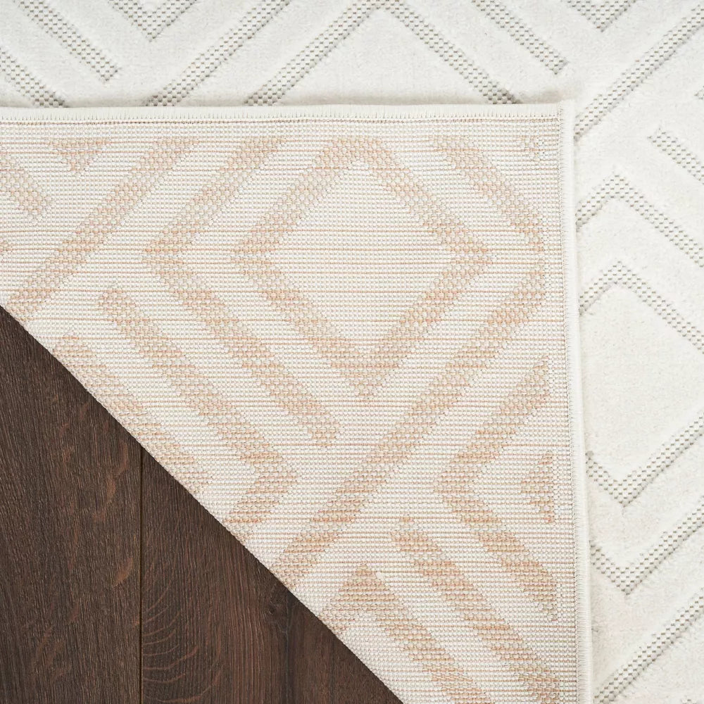 Nourison Care Free Geometric Machine Woven Rug (5x7)