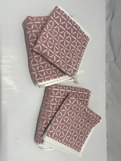 Threshold Mauve Towel Set – 2 Hand Towels + 2 Washcloths (Geometric Pattern)