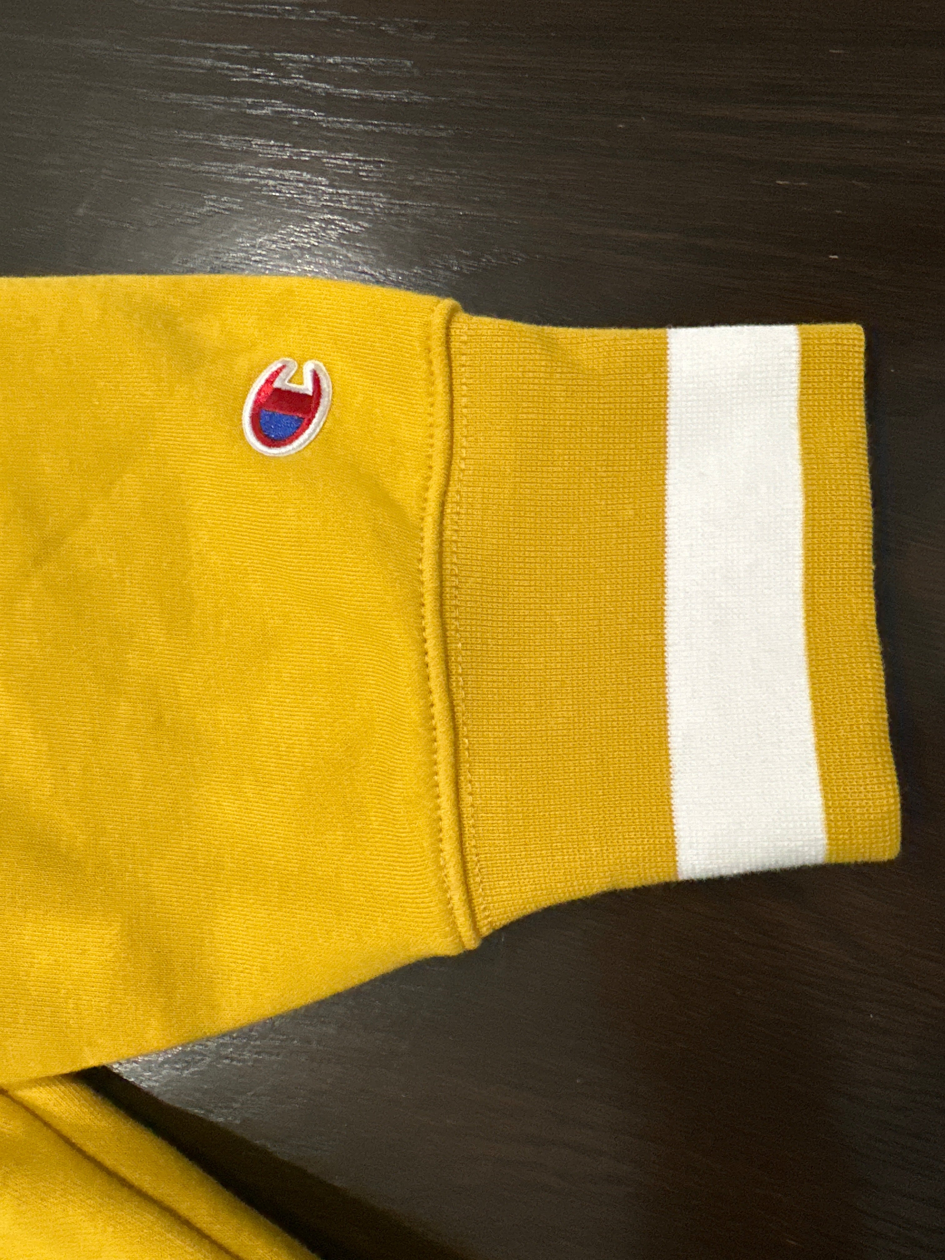 Champion Men's University Small Script Sweatshirt - Lemon Curry