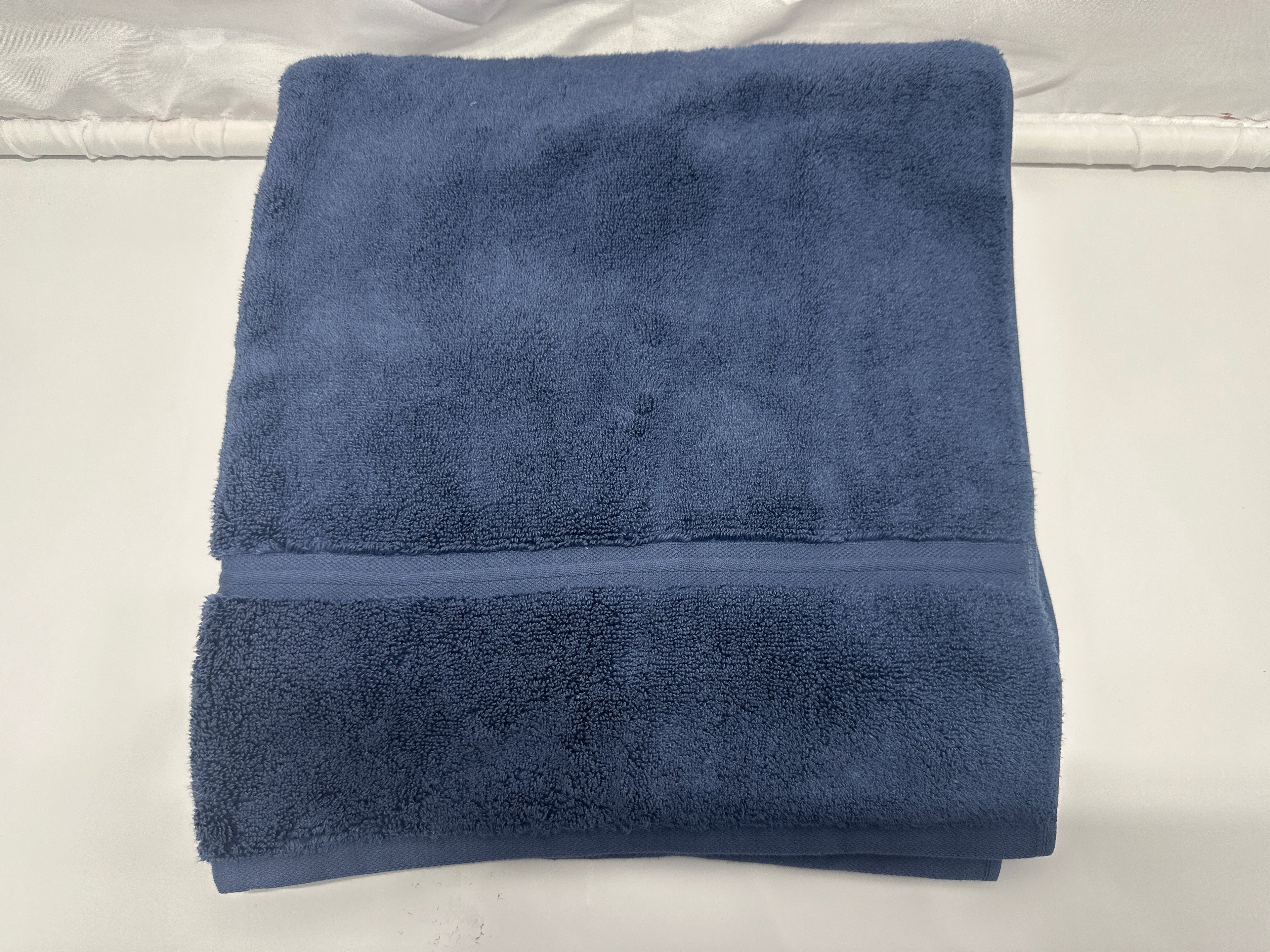 Threshold Bath Towel – Solid Blue