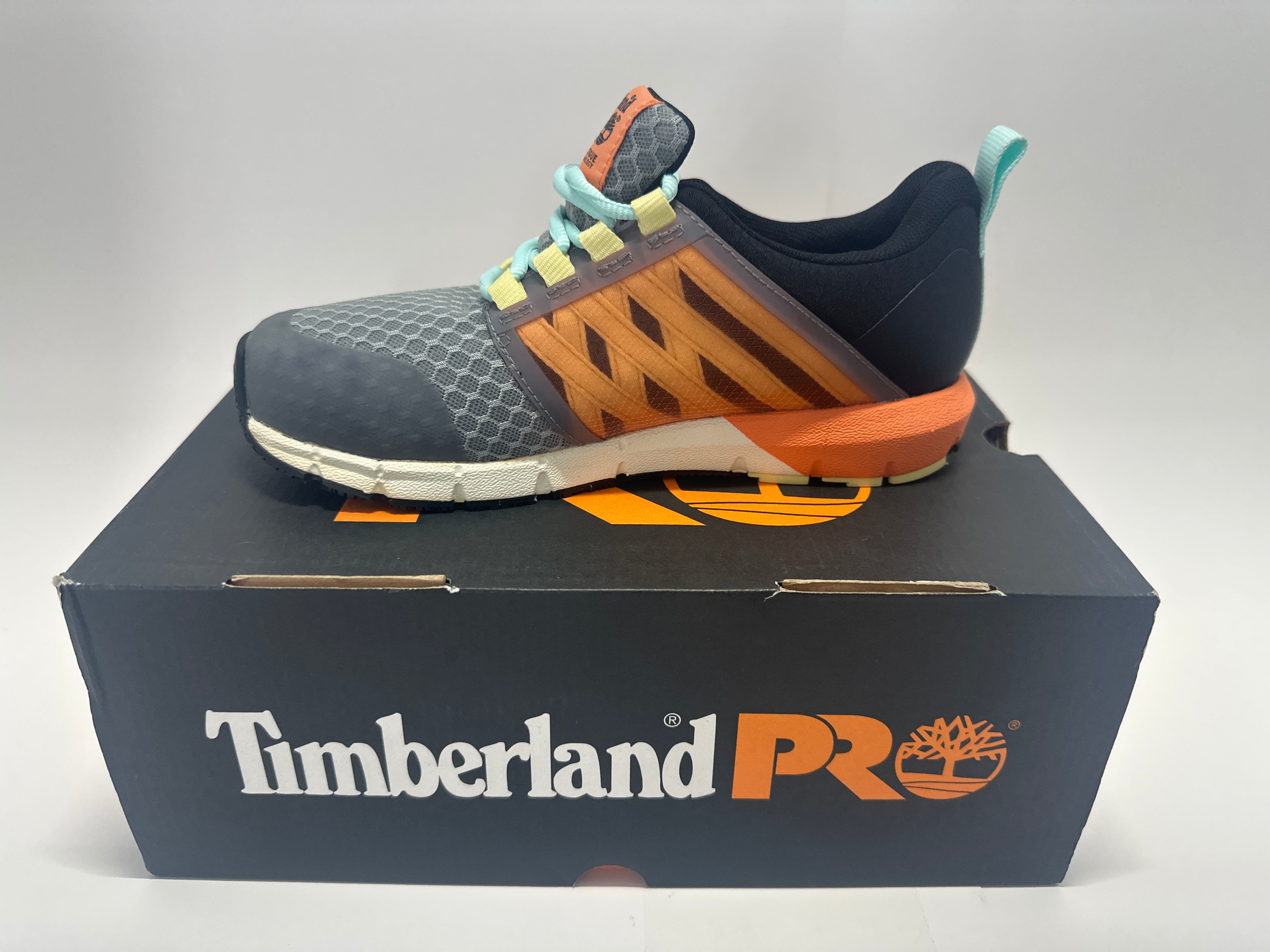 Timberland PRO Women’s Composite Safety Toe Work Shoe Size 6-6.5