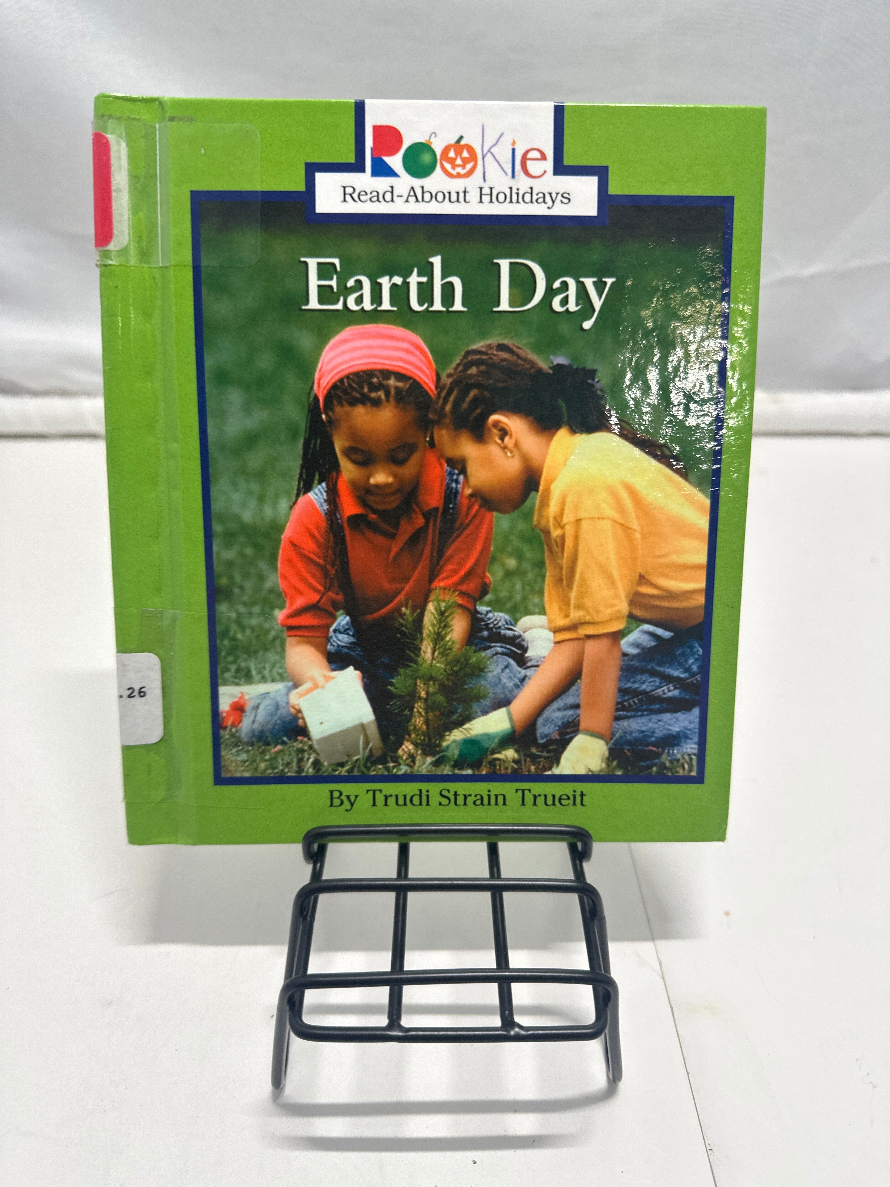 Earth Day by Trudi Strain Trueit Hardcover Children