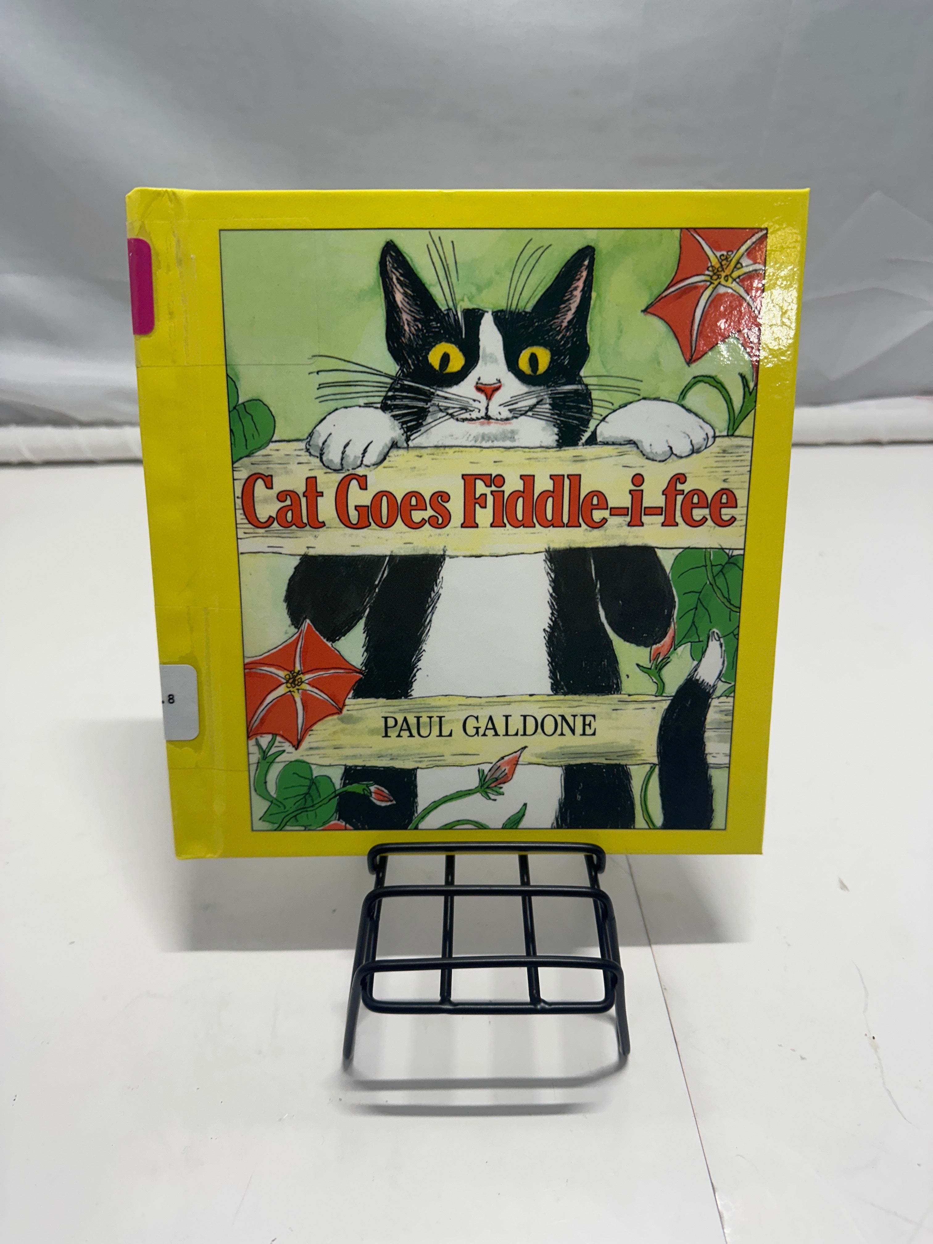 Cat Goes Fiddle-I-Fee by Paul Galdone Hardcover Children