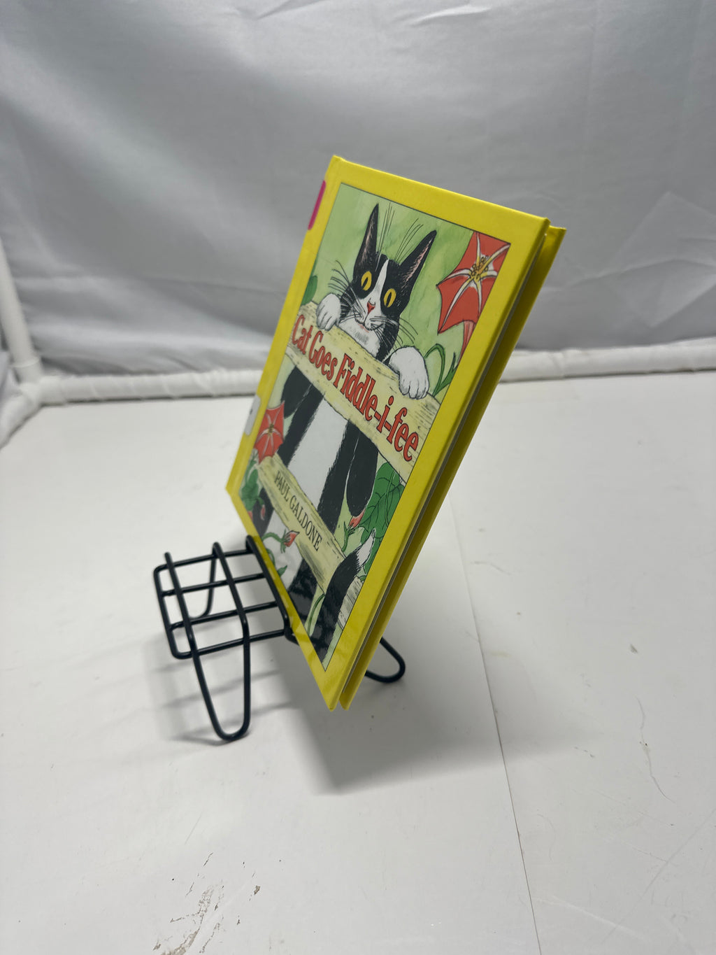 Cat Goes Fiddle-I-Fee by Paul Galdone Hardcover Children