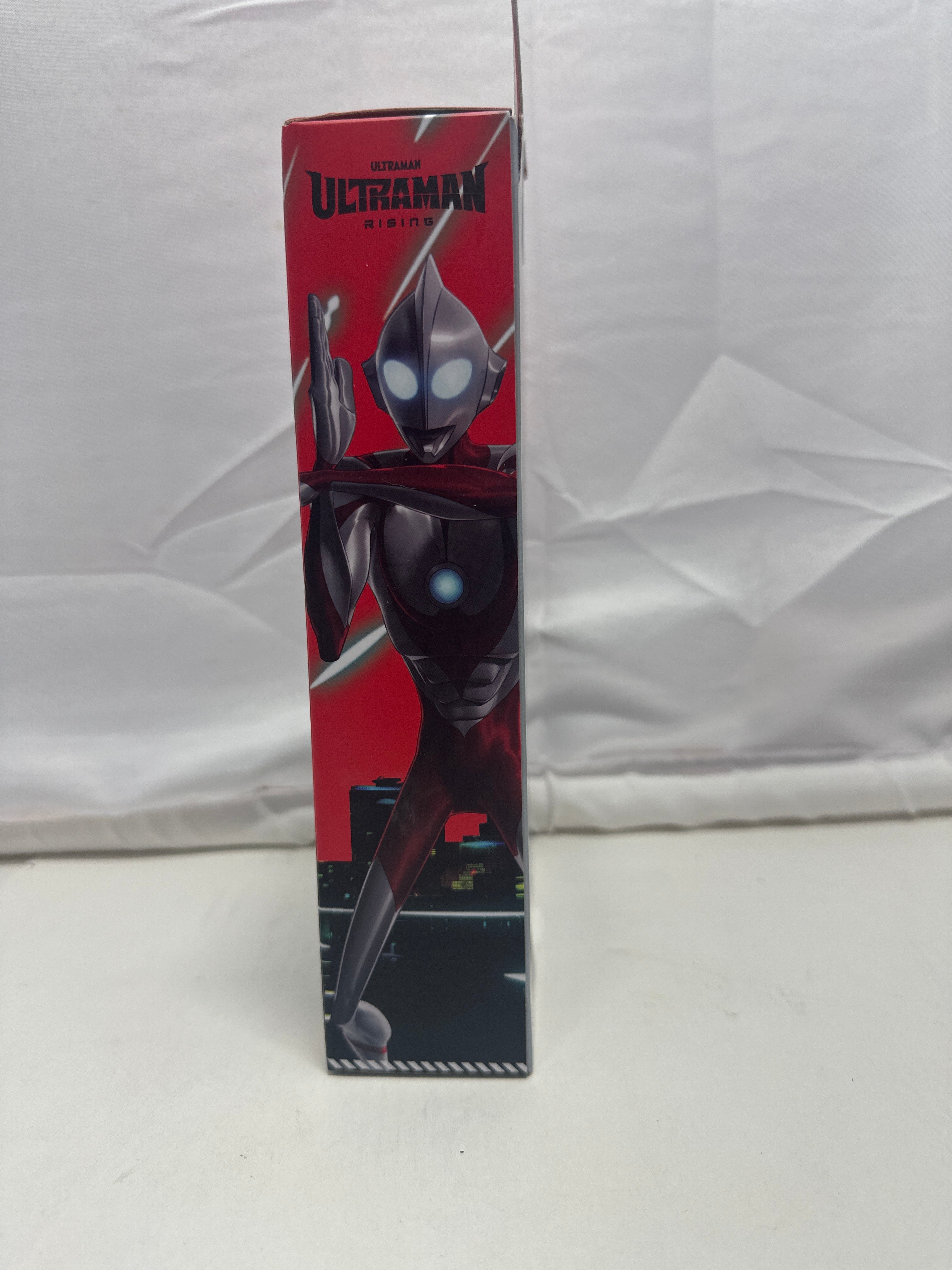 Bandai 2024 Netflix Ultraman Rising Ultraman & Emi Basic 6" Figure New Sealed
