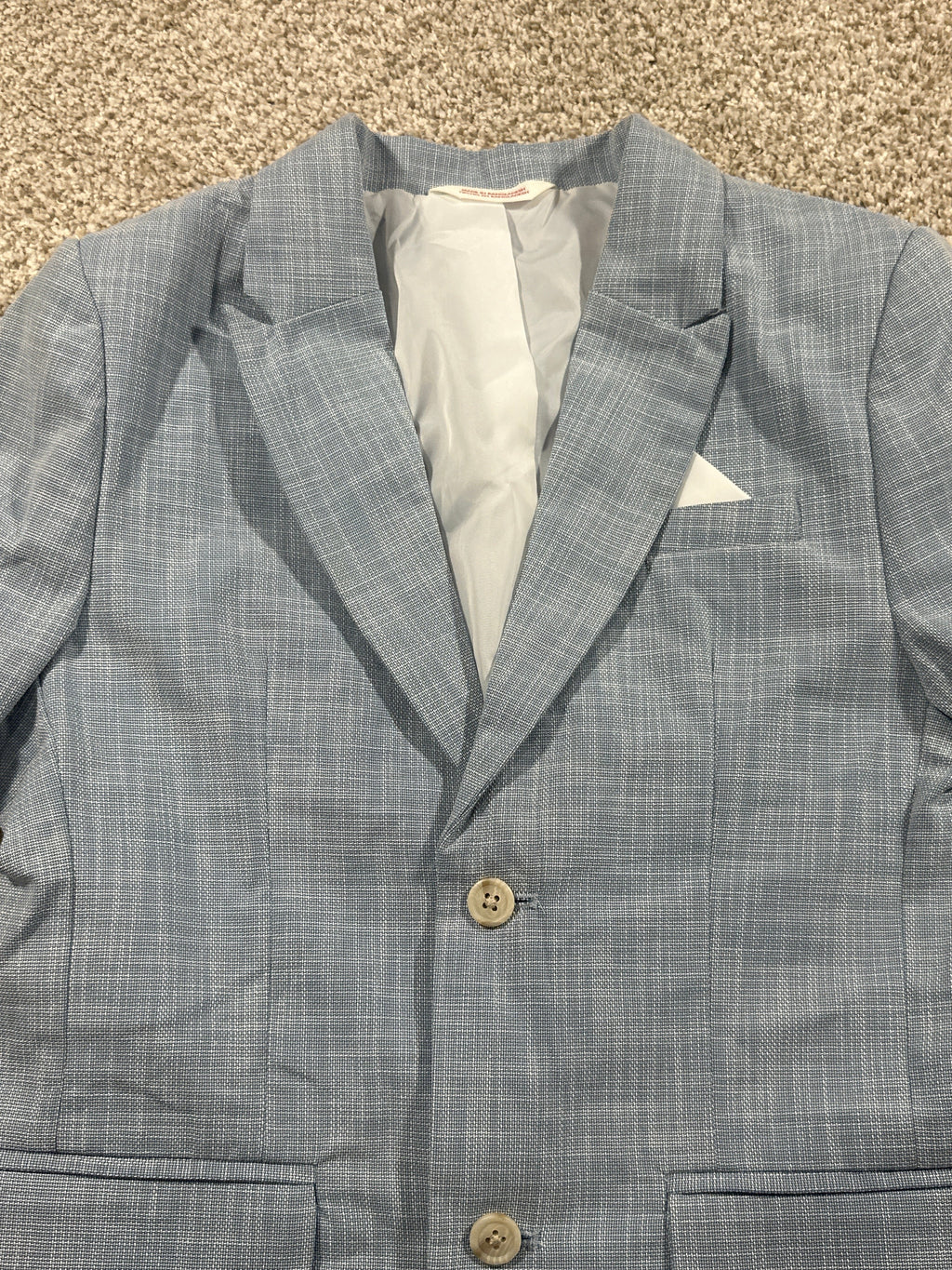 Cat & Jack boys sky blue linen suit jacket pocket detail