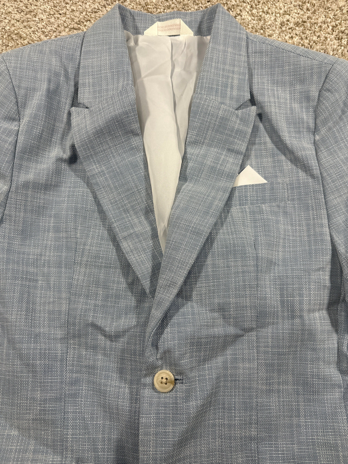Cat & Jack boys sky blue linen suit jacket pocket detail