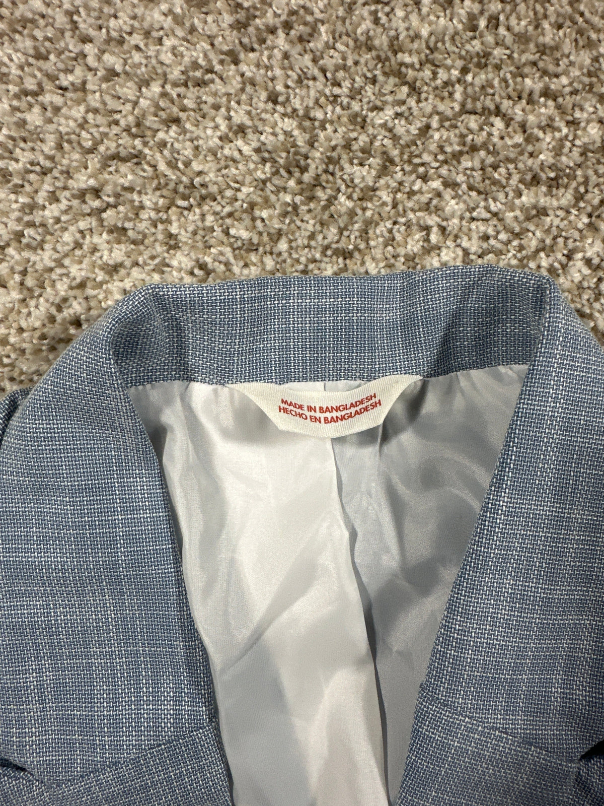 Cat & Jack boys sky blue linen suit jacket inner lining detail