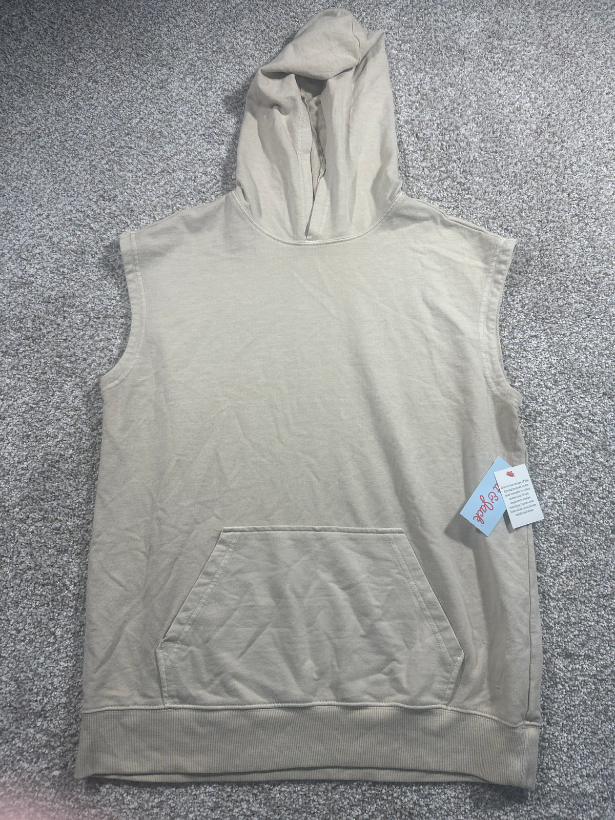 Cat & Jack girls beige sleeveless hooded pullover with kangaroo pocket, size XL (14)