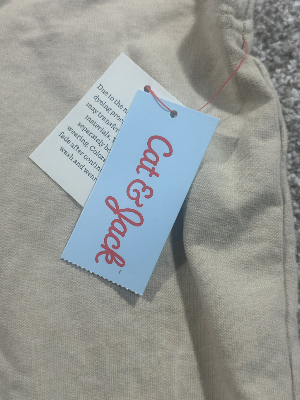 Cat & Jack girls beige sleeveless hooded pullover with kangaroo pocket, size XL (14)