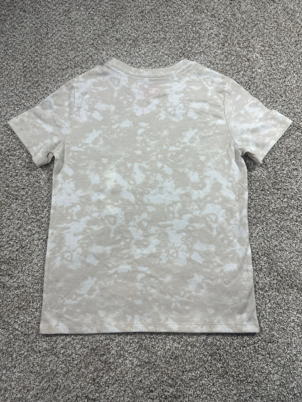 Cat & Jack kids neutral tie dye classic short sleeve T-shirt, size M 8