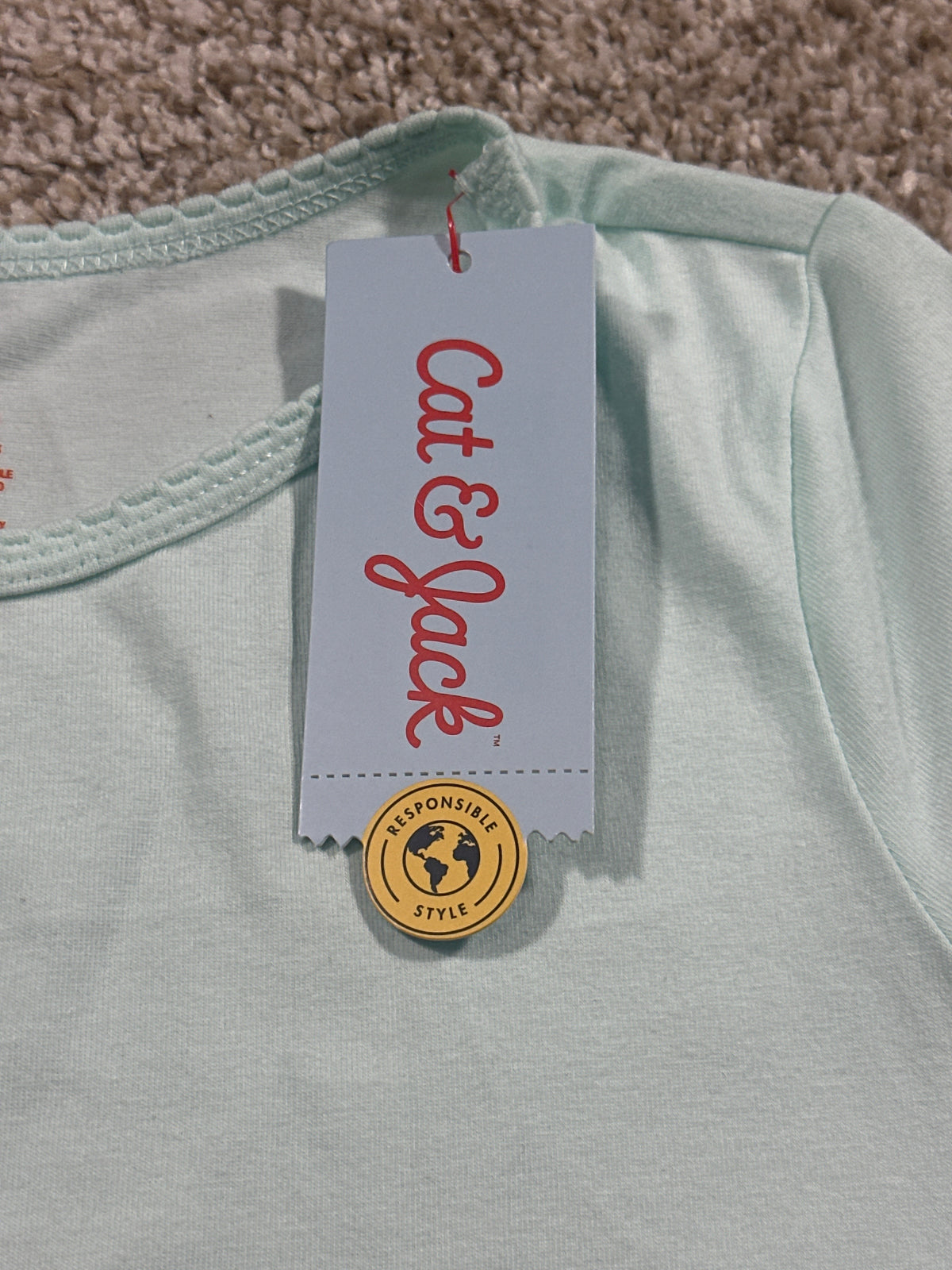Cat & Jack girls mint green fitted short sleeve T-shirt, size S 6/7