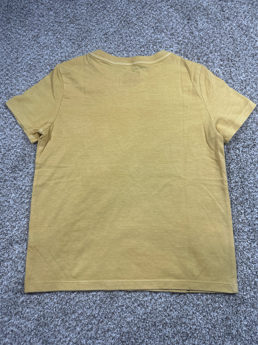 Cat & Jack boys Light Gold washed pocket T-shirt size S 6/7