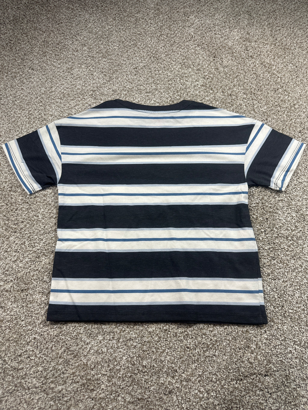 Cat & Jack boys charcoal gray striped oversized T-shirt size S 6/7
