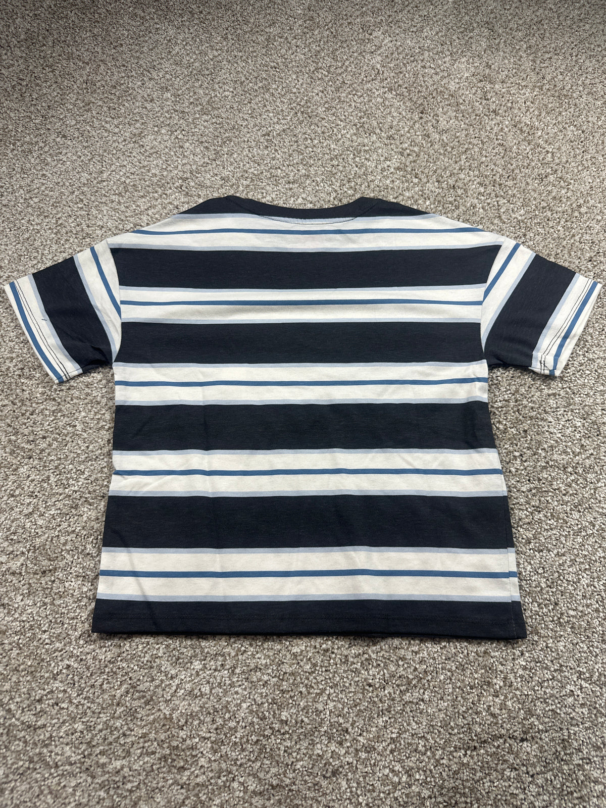 Cat & Jack boys charcoal gray striped oversized T-shirt size S 6/7