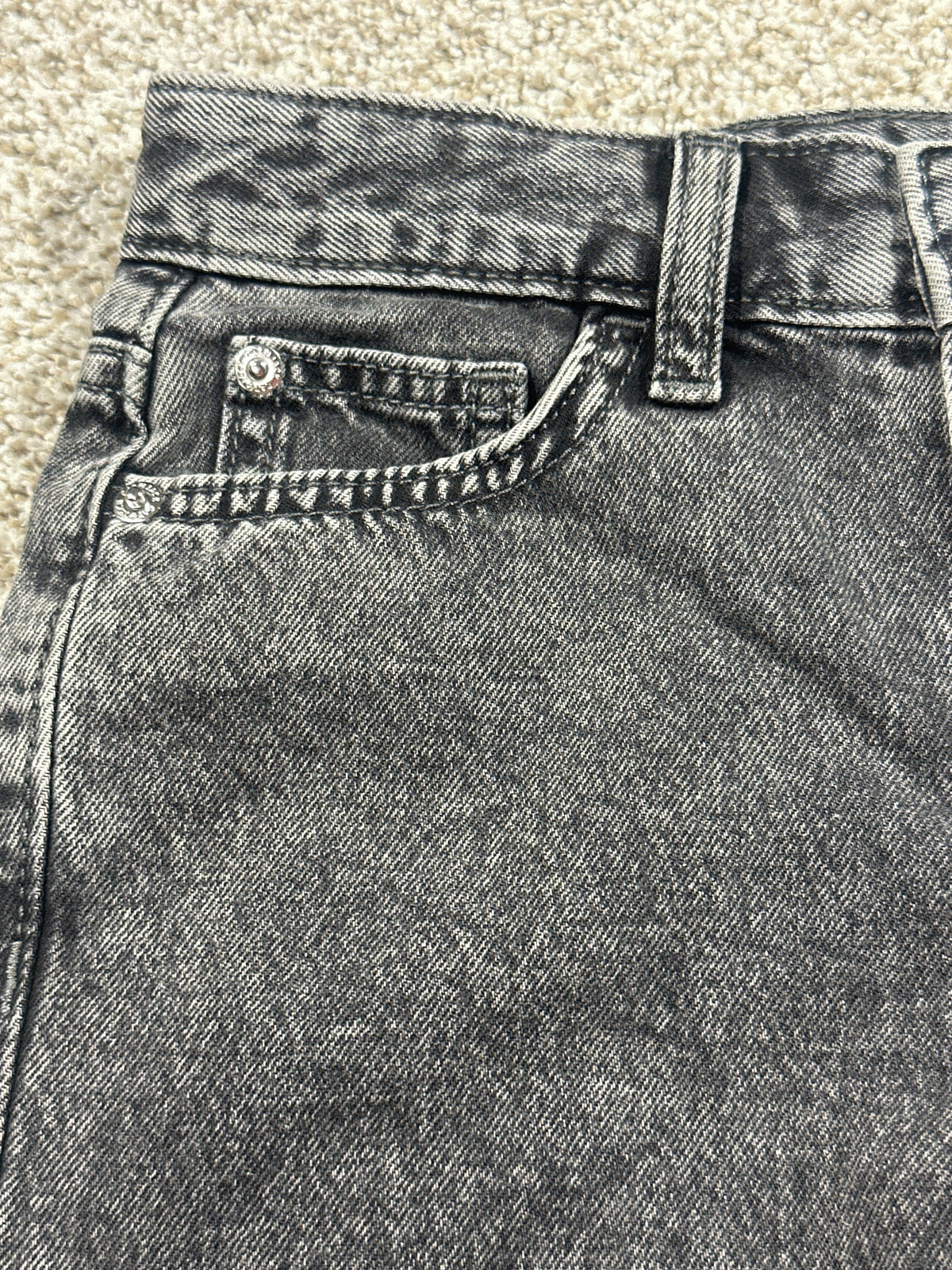 Cat & Jack kids black wash baggy denim shorts with adjustable waist, size 5