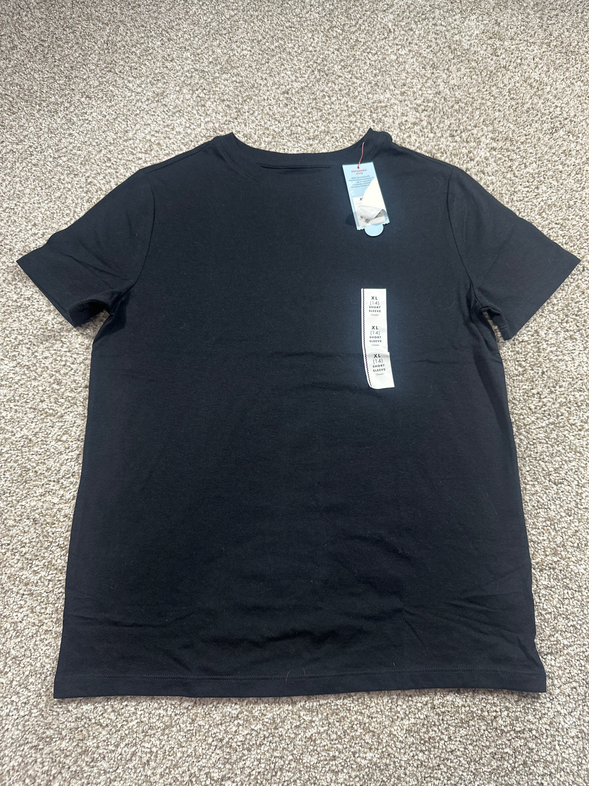 Cat & Jack girls black classic short sleeve T-shirt, size XL 14