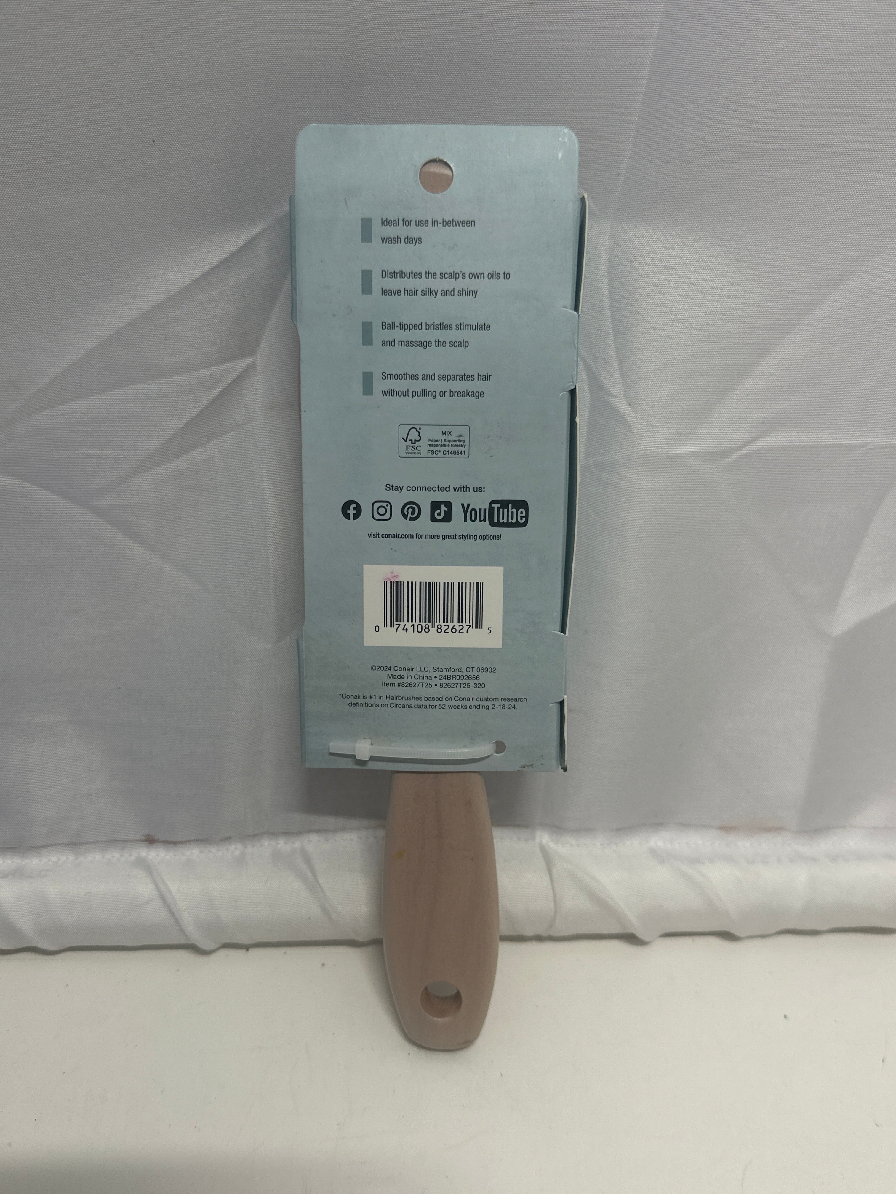 Conair Wooden Bristle Hairbrush – Shine & Smooth Scalp Massaging Brush