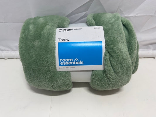 Room Essentials Plush Throw Blanket (50 x 60, Sage Green)