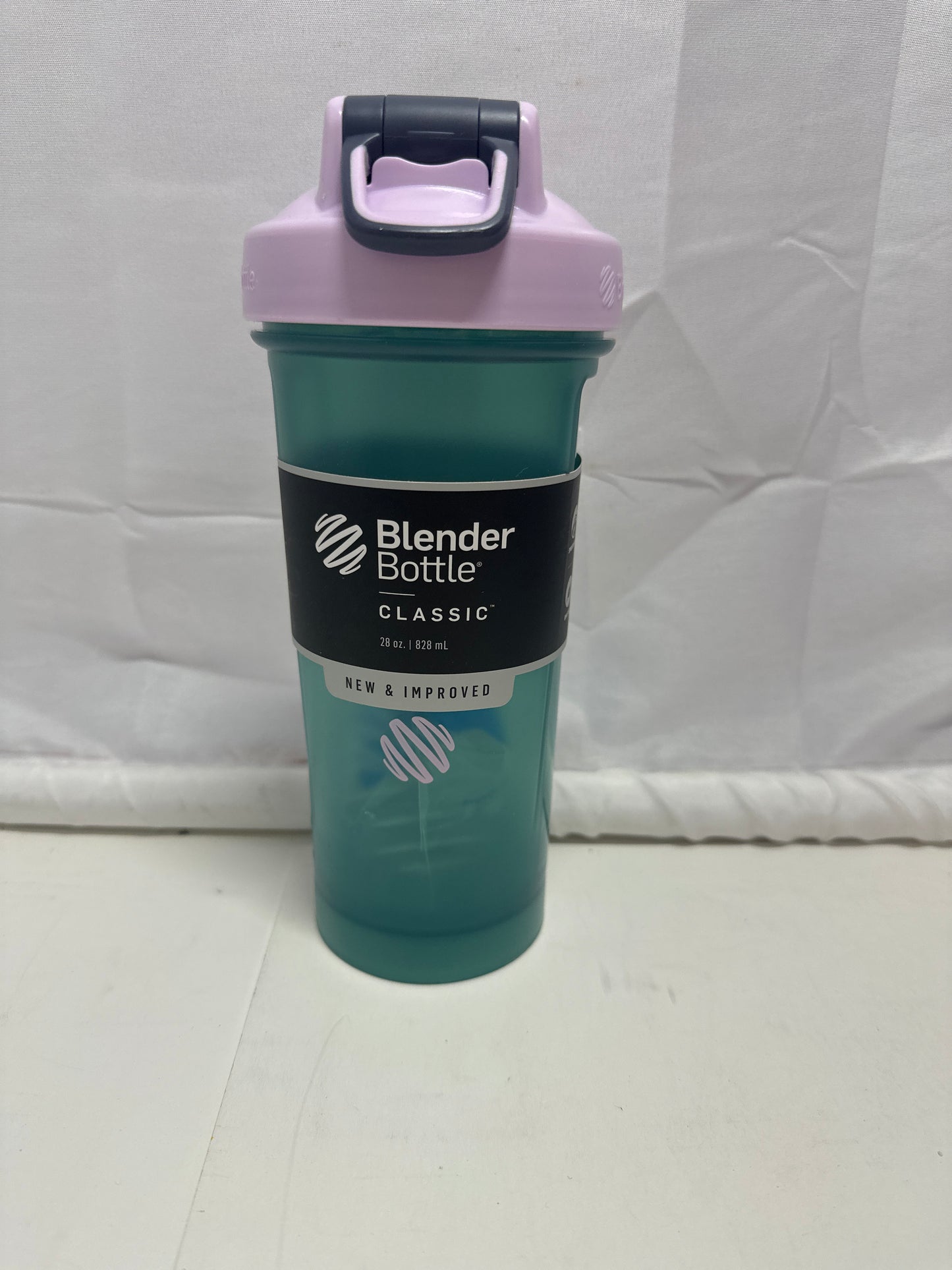 BlenderBottle Classic Shaker Bottle Teal with Light Purple Lid 28oz