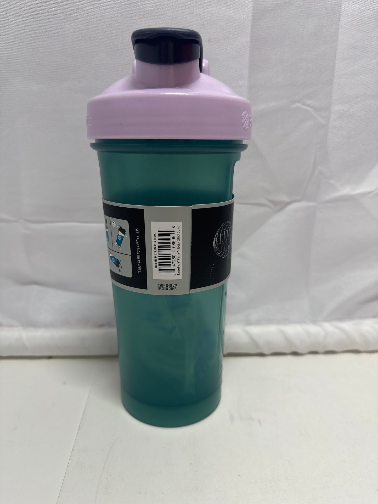 BlenderBottle Classic Shaker Bottle Teal with Light Purple Lid 28oz