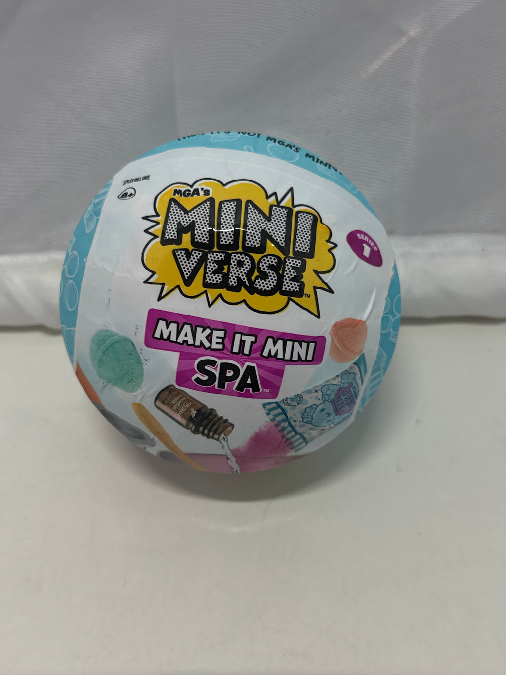 MGA’s Miniverse Make It Mini Spa – Series 1 Surprise Ball