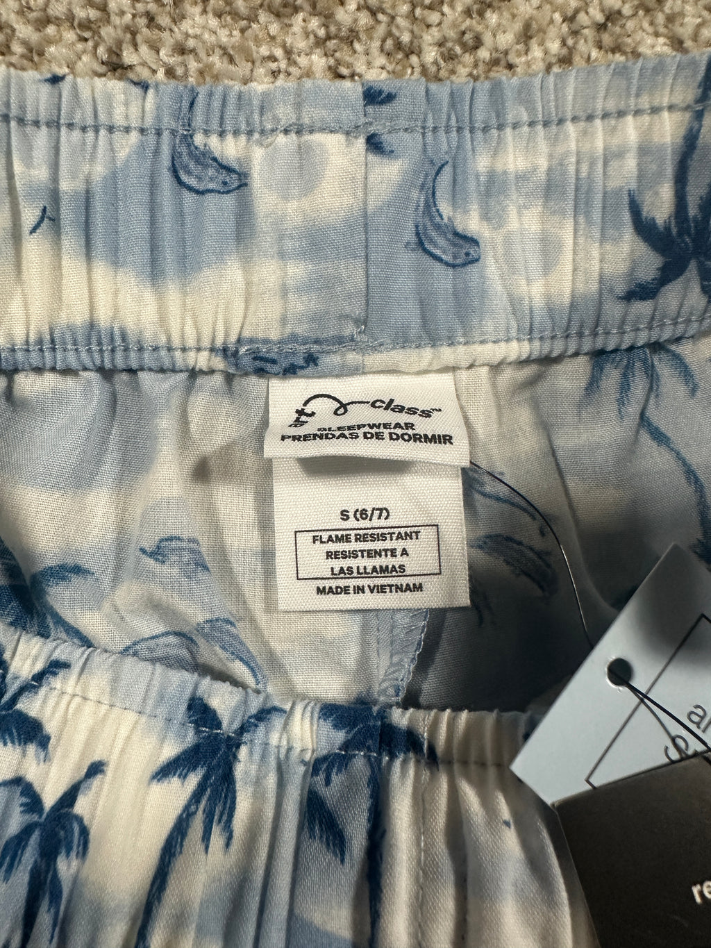 art class boys tropical sleep shorts size S (6/7)