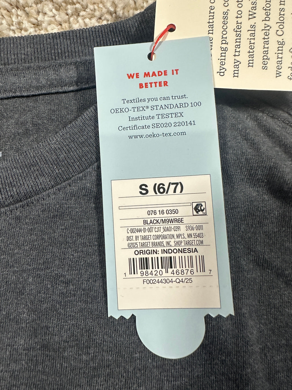 Cat & Jack kids charcoal gray classic short sleeve pocket T-shirt, size S 6/7