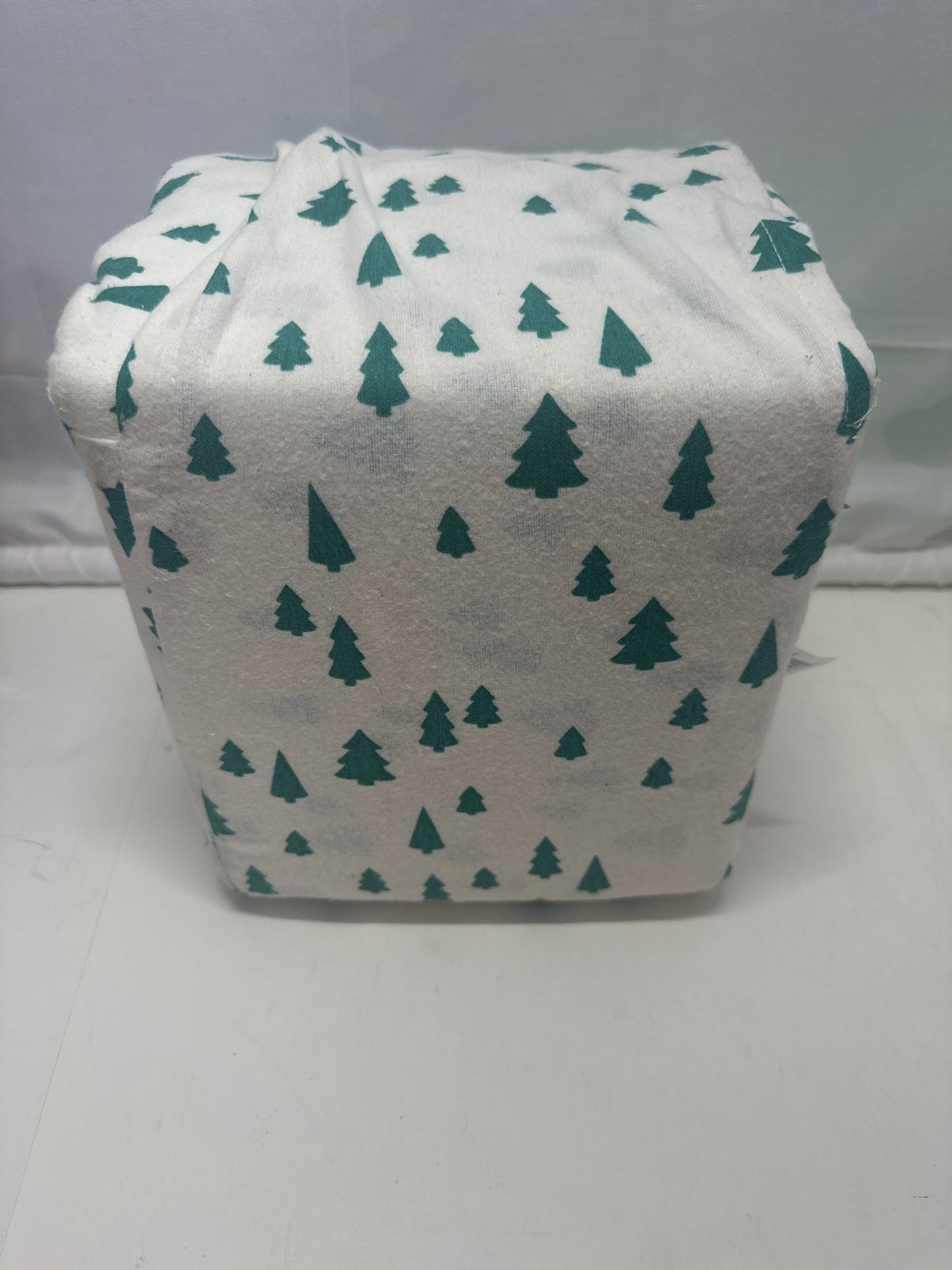 Threshold Queen Flannel Sheet Set – Pine Tree Print