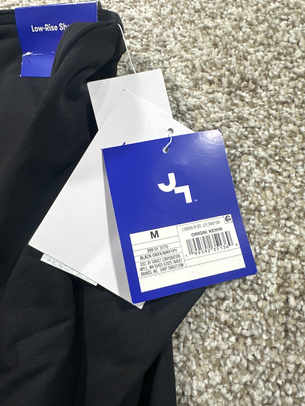 JoyLab retail tag showing size M and UPC 199592351369