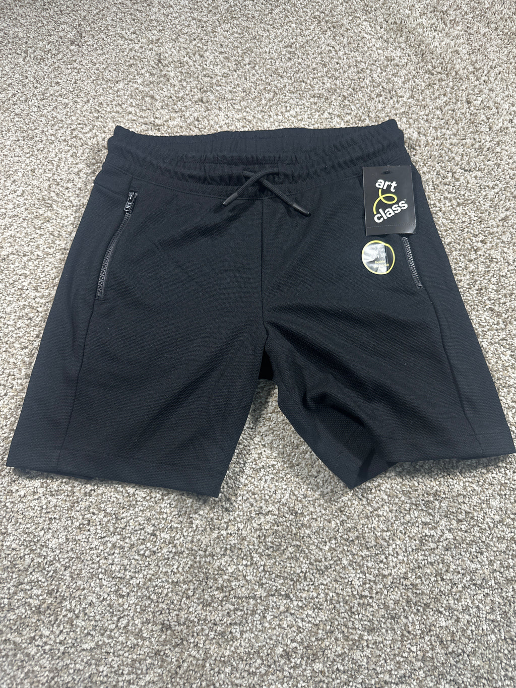 Art Class boys black textured knit pull-on shorts, size L 10/12