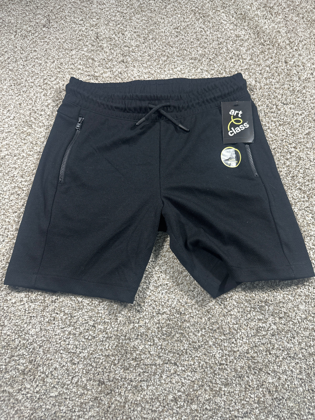 Art Class boys black textured knit pull-on shorts, size L 10/12